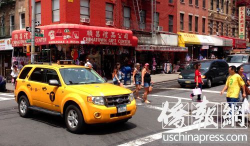 华裔电召车司机扣留乘客被控非法监禁